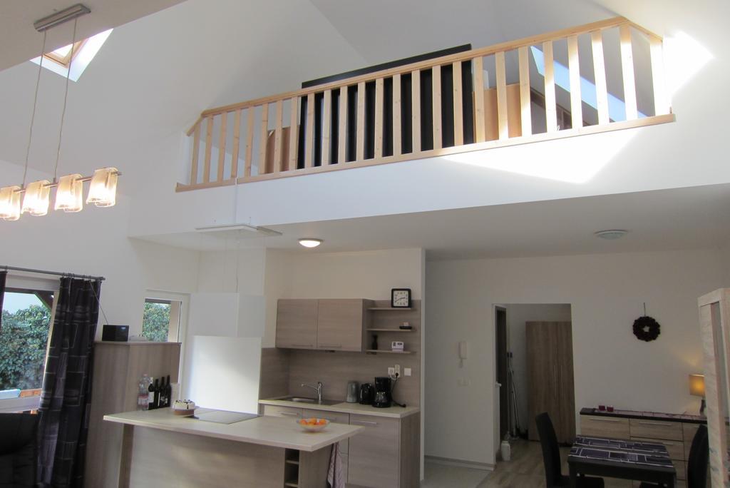 Appartement Mezzanine เฮวิซ ภายนอก รูปภาพ